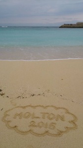 朝のトロピカルビーチ。奥様ちょっと乙女チックになりました。